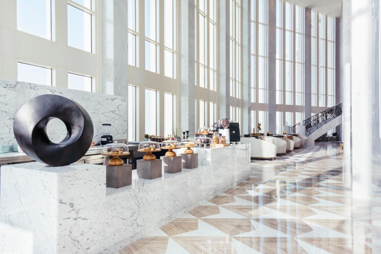 Wyndham Grand Doha West Bay Beach Exteriér fotografie Lobby