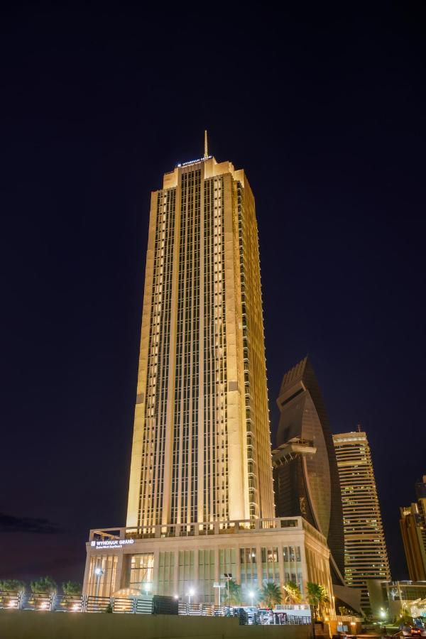 Wyndham Grand Doha West Bay Beach Exteriér fotografie The Four Seasons Hotel, Bangkok